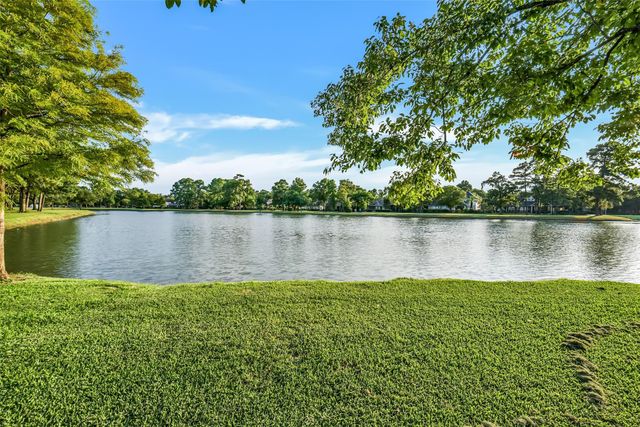 13719 Rolling River Lane, Houston, TX 77044