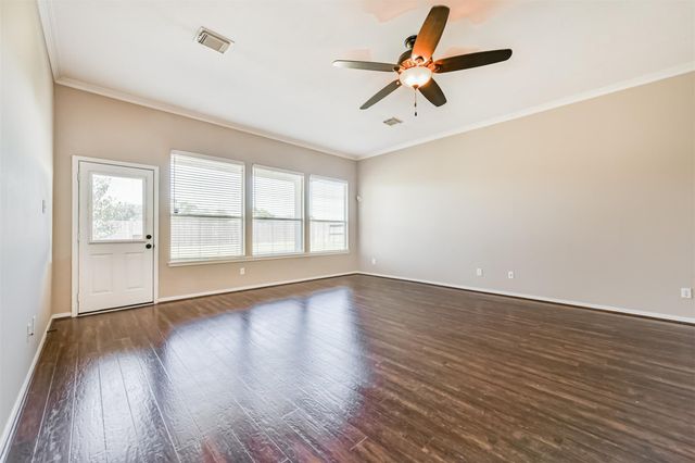 13719 Rolling River Lane, Houston, TX 77044