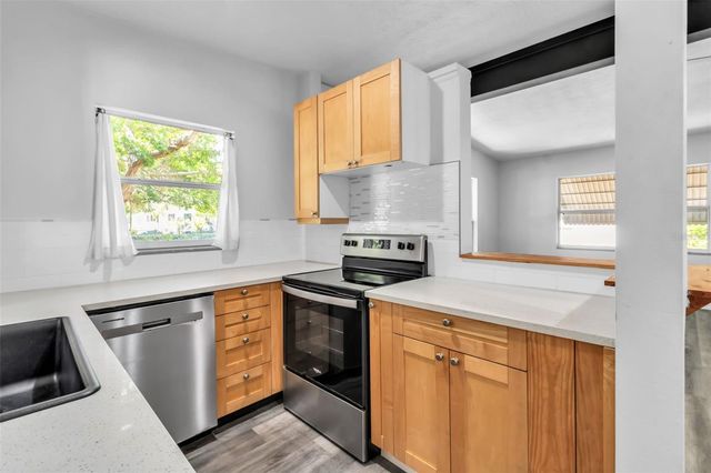 2317 2ND AVENUE E, Bradenton, FL 34208