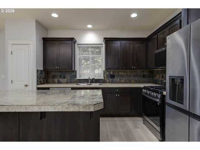 5627 Sw 186TH Pl, Beaverton, OR 97078