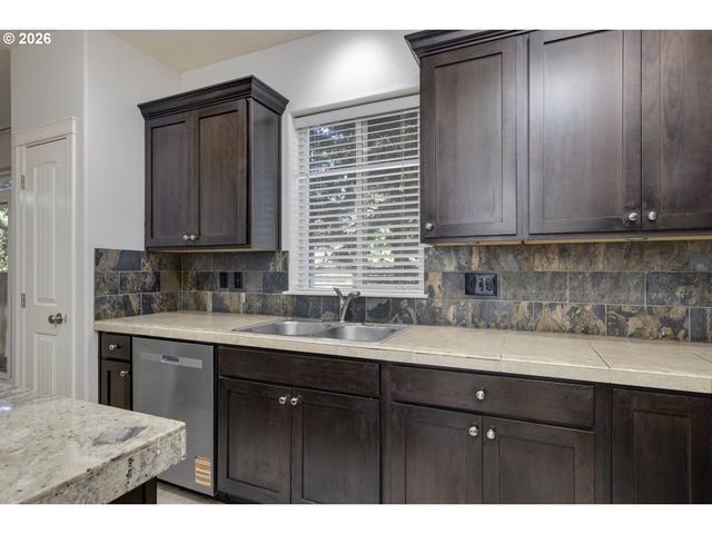 5627 Sw 186TH Pl, Beaverton, OR 97078