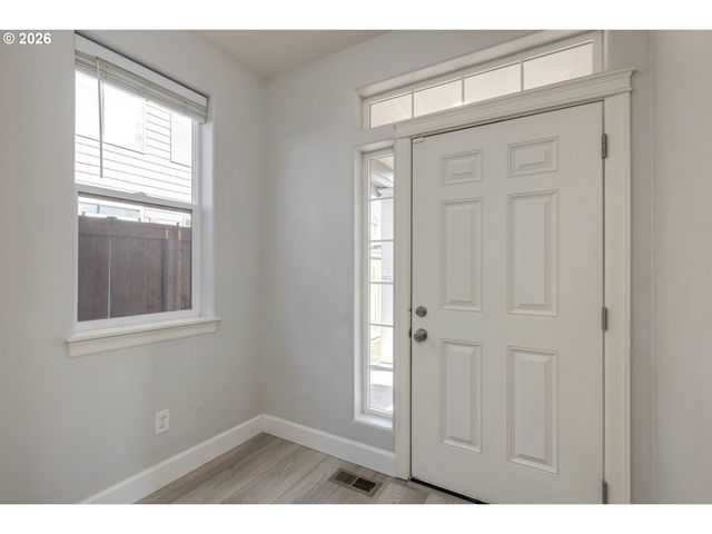 5627 Sw 186TH Pl, Beaverton, OR 97078