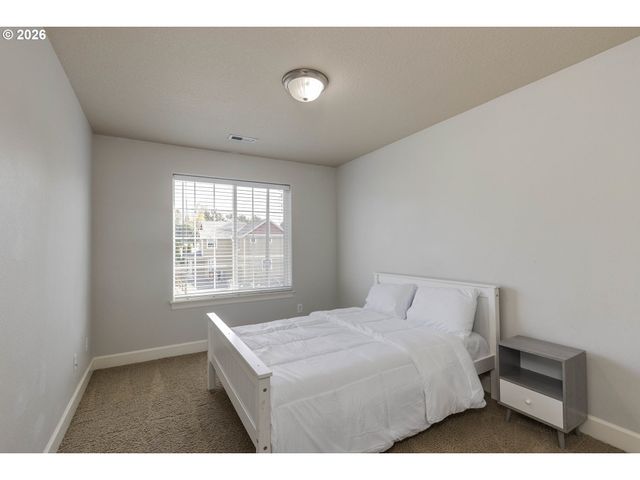 5627 Sw 186TH Pl, Beaverton, OR 97078