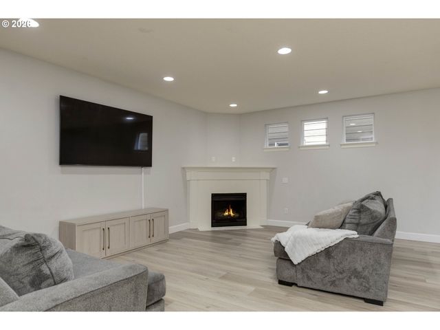 5627 Sw 186TH Pl, Beaverton, OR 97078