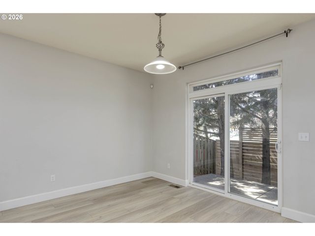 5627 Sw 186TH Pl, Beaverton, OR 97078