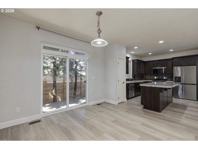 5627 Sw 186TH Pl, Beaverton, OR 97078