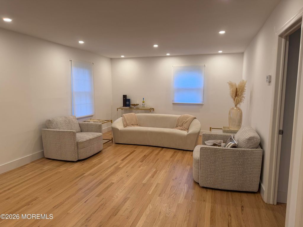 534 Apple Drive, Oakhurst, NJ 07755