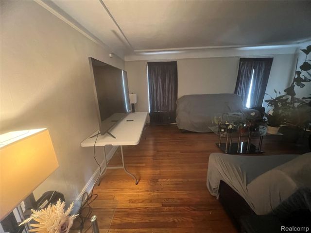 17311 Santa Rosa Drive, Detroit, MI 48221