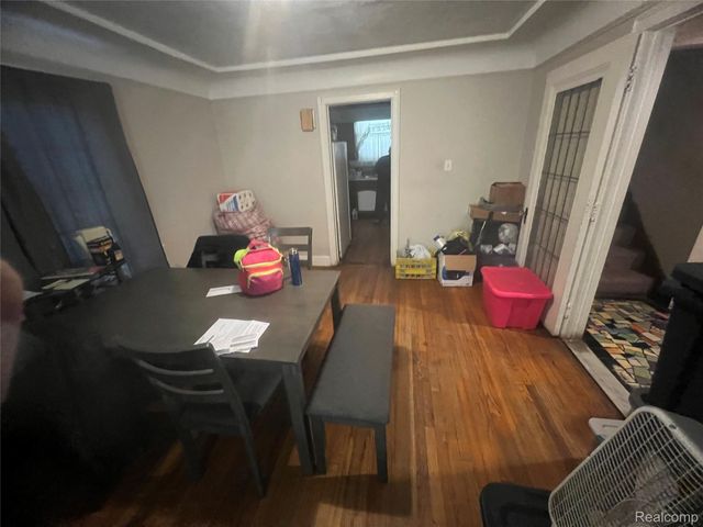 17311 Santa Rosa Drive, Detroit, MI 48221