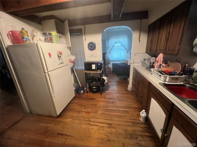 17311 Santa Rosa Drive, Detroit, MI 48221