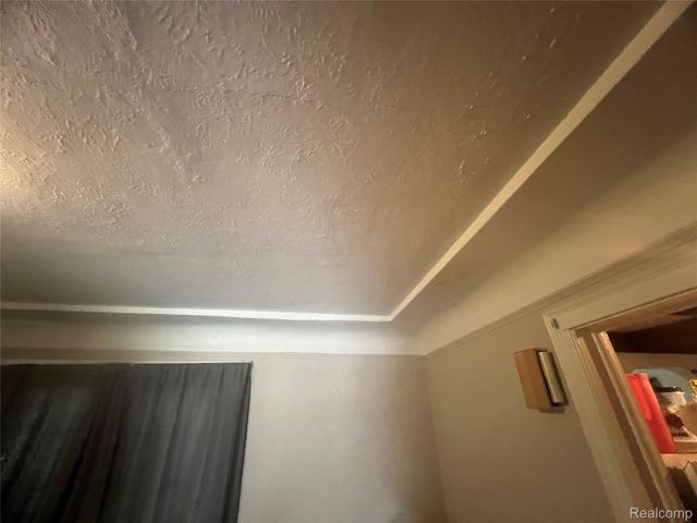 17311 Santa Rosa Drive, Detroit, MI 48221