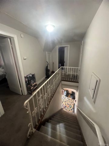 17311 Santa Rosa Drive, Detroit, MI 48221