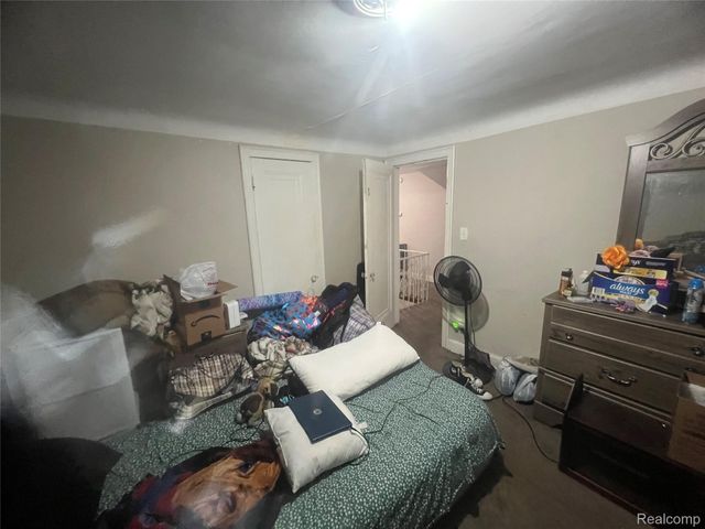 17311 Santa Rosa Drive, Detroit, MI 48221