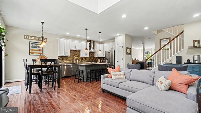 2723 WHITTLEBY CT, West Chester, PA 19382