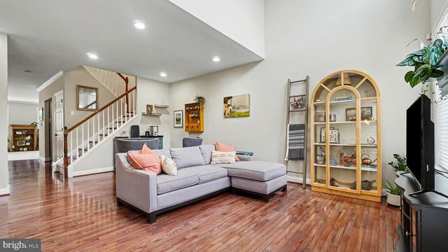 2723 WHITTLEBY CT, West Chester, PA 19382