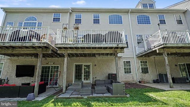 2723 WHITTLEBY CT, West Chester, PA 19382