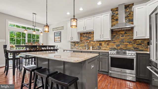 2723 WHITTLEBY CT, West Chester, PA 19382