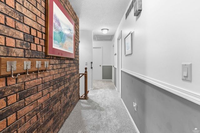 4014 Coachman Road, Manhattan, KS 66502