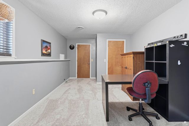 4014 Coachman Road, Manhattan, KS 66502