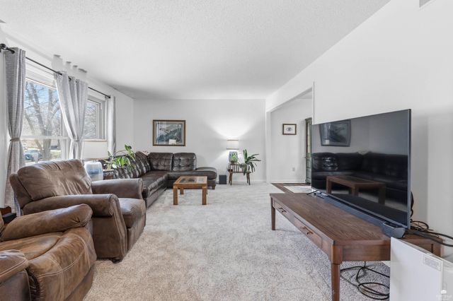 4014 Coachman Road, Manhattan, KS 66502