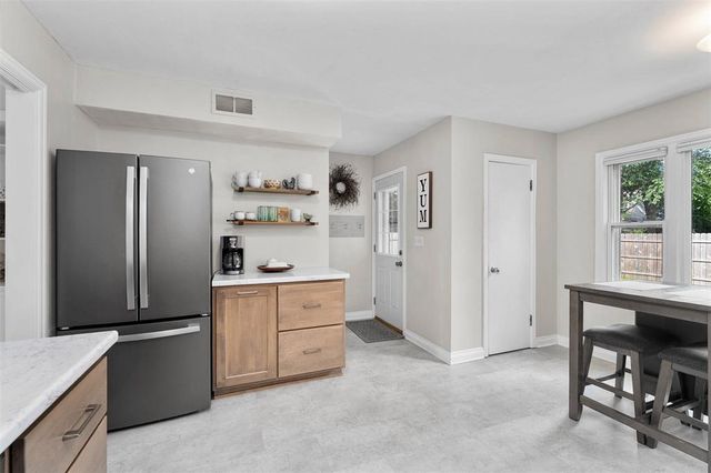 1414 Drummond Street, Eau Claire, WI 54701