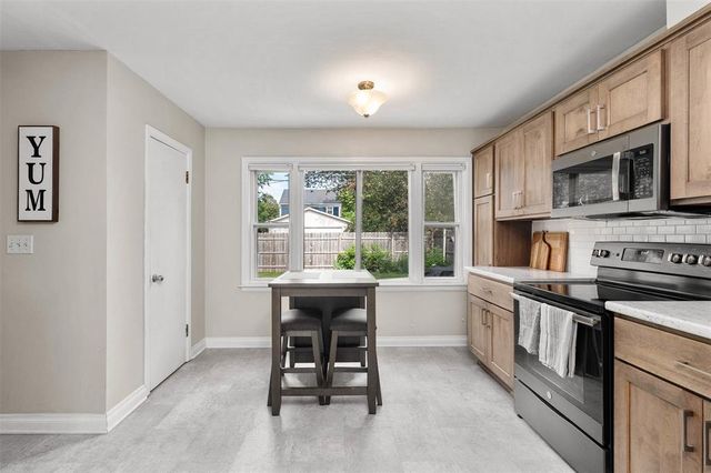 1414 Drummond Street, Eau Claire, WI 54701