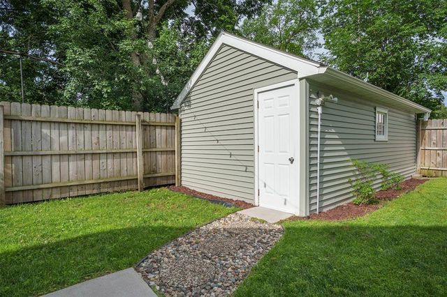 1414 Drummond Street, Eau Claire, WI 54701