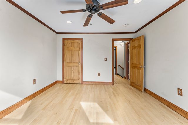 46 Perry Henderson Dr, Framingham, MA 01701