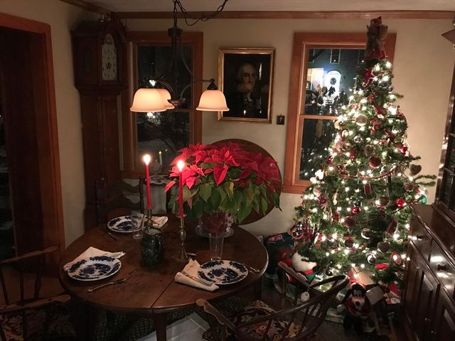 46 Perry Henderson Dr, Framingham, MA 01701