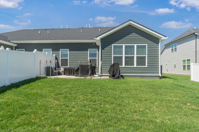 1406 Autumn Leaf Ln, Mount Juliet, TN 37122