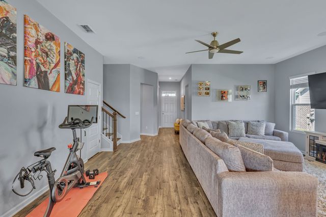 1406 Autumn Leaf Ln, Mount Juliet, TN 37122