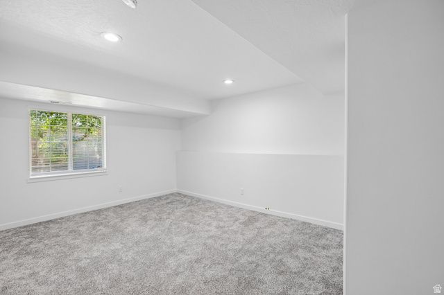 11017 S GREENVALE CT, South Jordan, UT 84009