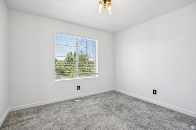 11017 S GREENVALE CT, South Jordan, UT 84009