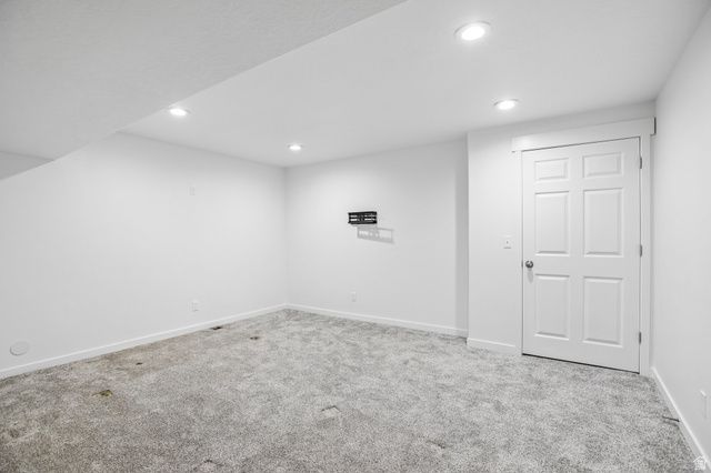 11017 S GREENVALE CT, South Jordan, UT 84009