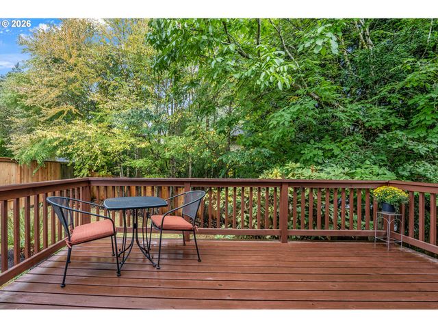 4521 Sw BRUGGER St, Portland, OR 97219