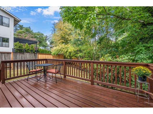 4521 Sw BRUGGER St, Portland, OR 97219