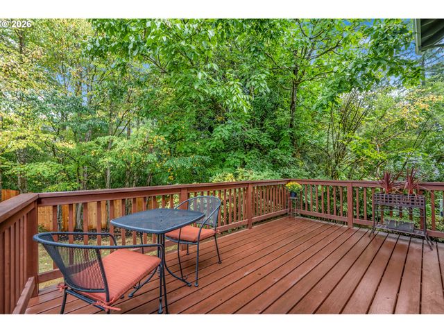 4521 Sw BRUGGER St, Portland, OR 97219