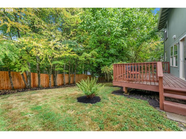 4521 Sw BRUGGER St, Portland, OR 97219