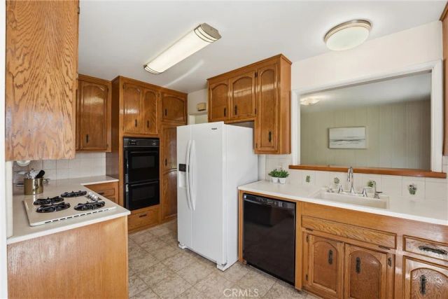 16350 Shady Valley, Whittier, CA 90603