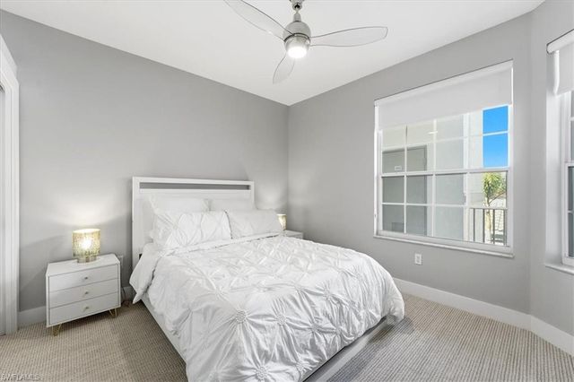 8259 Parkstone PL 202, Naples, FL 34120