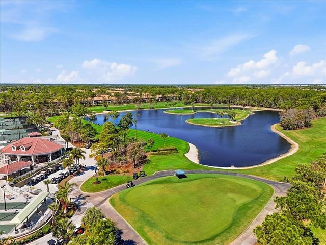 8259 Parkstone PL 202, Naples, FL 34120