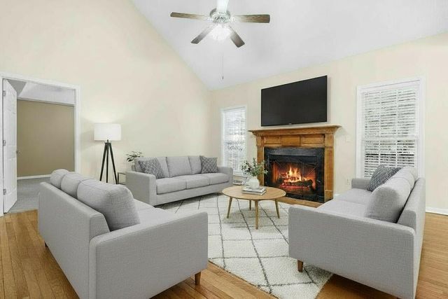 111 Haleswood Circle, Goose Creek, SC 29445