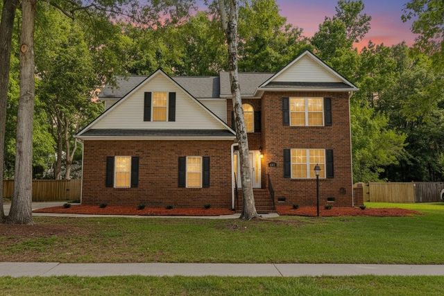 111 Haleswood Circle, Goose Creek, SC 29445