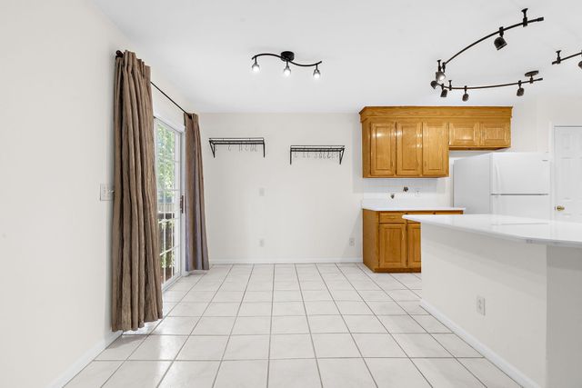 111 Haleswood Circle, Goose Creek, SC 29445