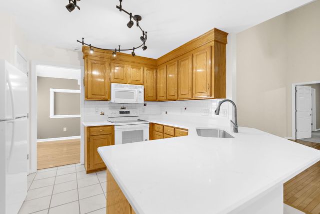 111 Haleswood Circle, Goose Creek, SC 29445
