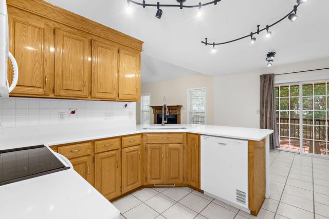 111 Haleswood Circle, Goose Creek, SC 29445