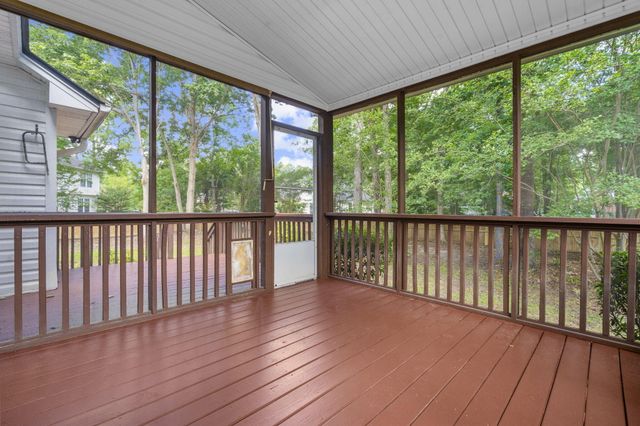 111 Haleswood Circle, Goose Creek, SC 29445