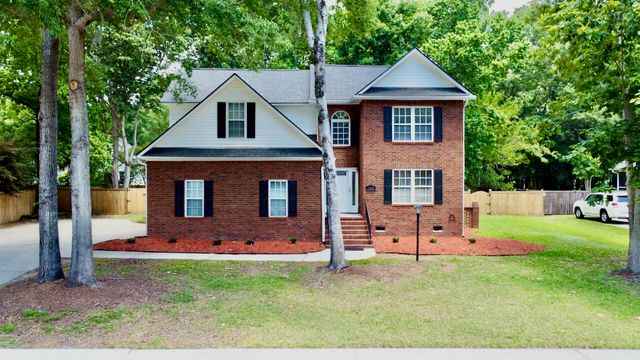 111 Haleswood Circle, Goose Creek, SC 29445
