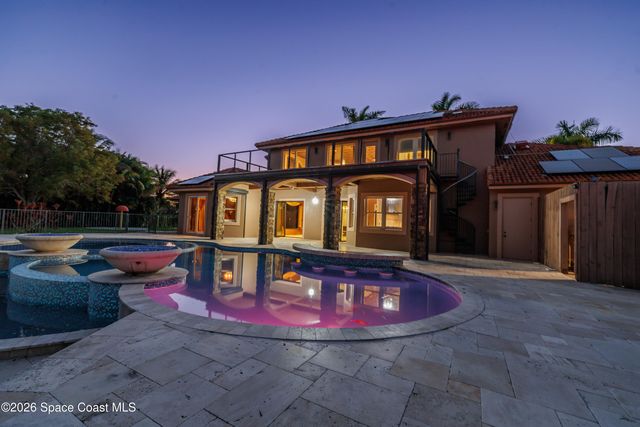 5660 Lago Del Sol Drive, Lake Worth, FL 33467
