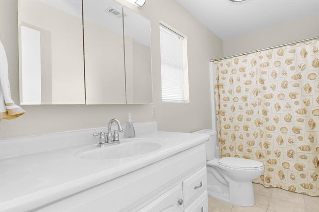 856 Bonita Street, Bayou Vista, TX 77563